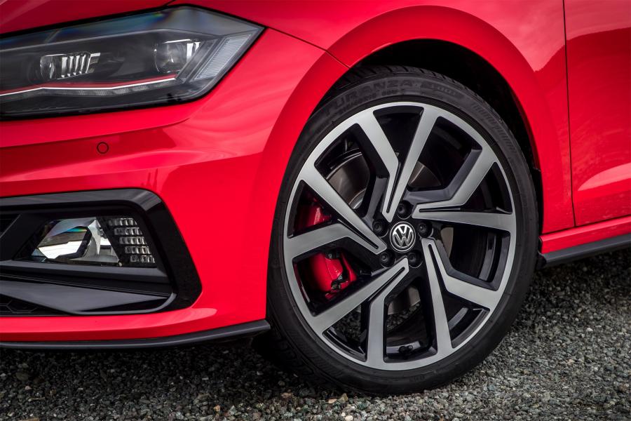 Колеса Volkswagen Polo GTI 2018 года  (UK) (фото 6 из 35)